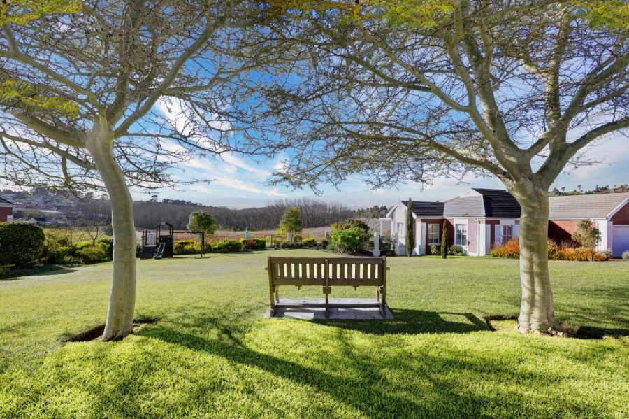 4 Bedroom Property for Sale in Van Riebeeckshof Western Cape